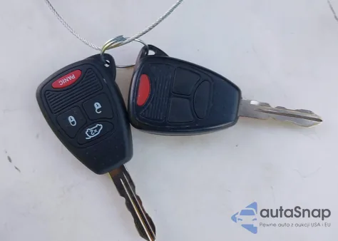 2011 Dodge Avenger Express z USA, uszkodzony, nr VIN 1B3BD4FB5BN616751